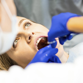 Emergency Dental Services In Surrey Dental Clinic